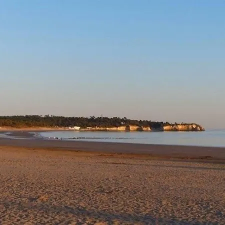 Апартаменты St Georges De Didonne Belle Vue Mer Acces Direct Plage Сен-Жорж-де-Дидон